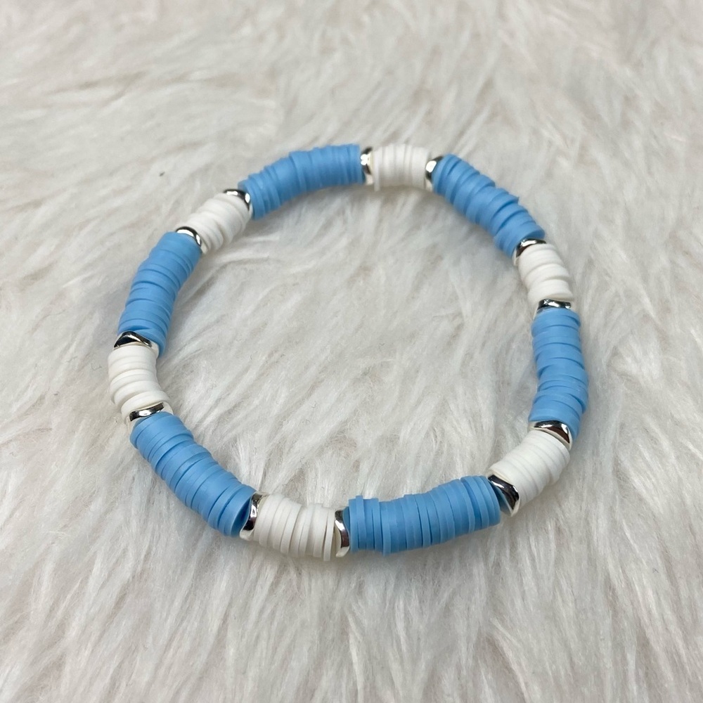 Salt & Sky Heishi Bracelet - Picture 3 of 4